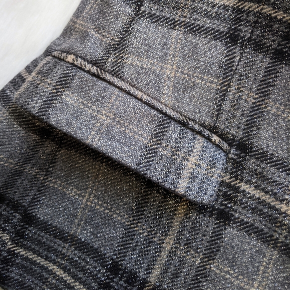 L'Agence Diana Silver Metallic Plaid Skinny Lapel Blazer | Size 0 - Picture 7 of 16